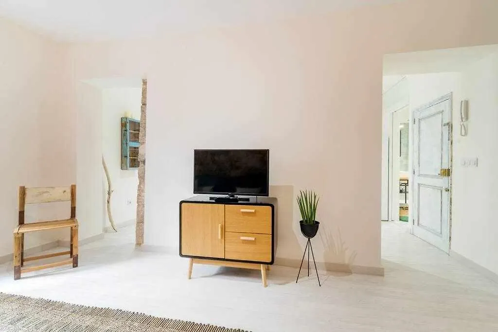 Sleep Y Stay Ferreries19 Apt For Romantic Getaway Girona Spain